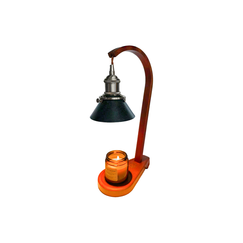 Lampa podgrzewająca do świec z czarnym stożkowym kloszem - światło welonu