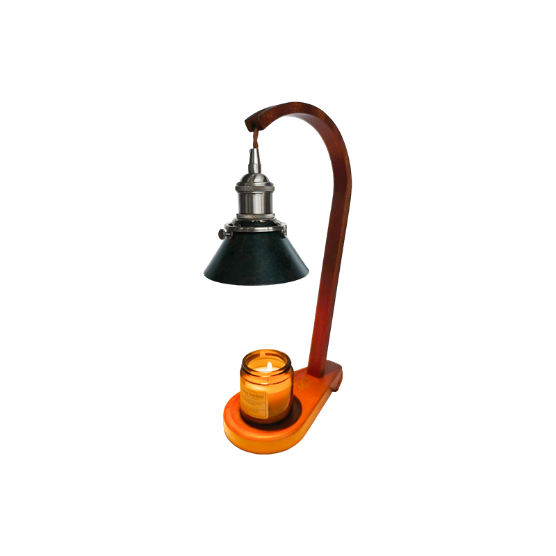 Lampa podgrzewająca do świec z czarnym stożkowym kloszem - światło welonu